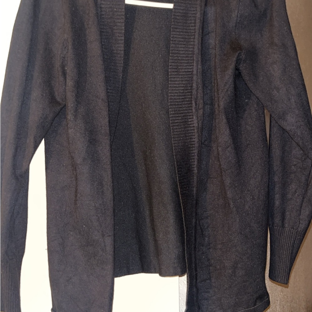 Elegant Black Open Cardigan